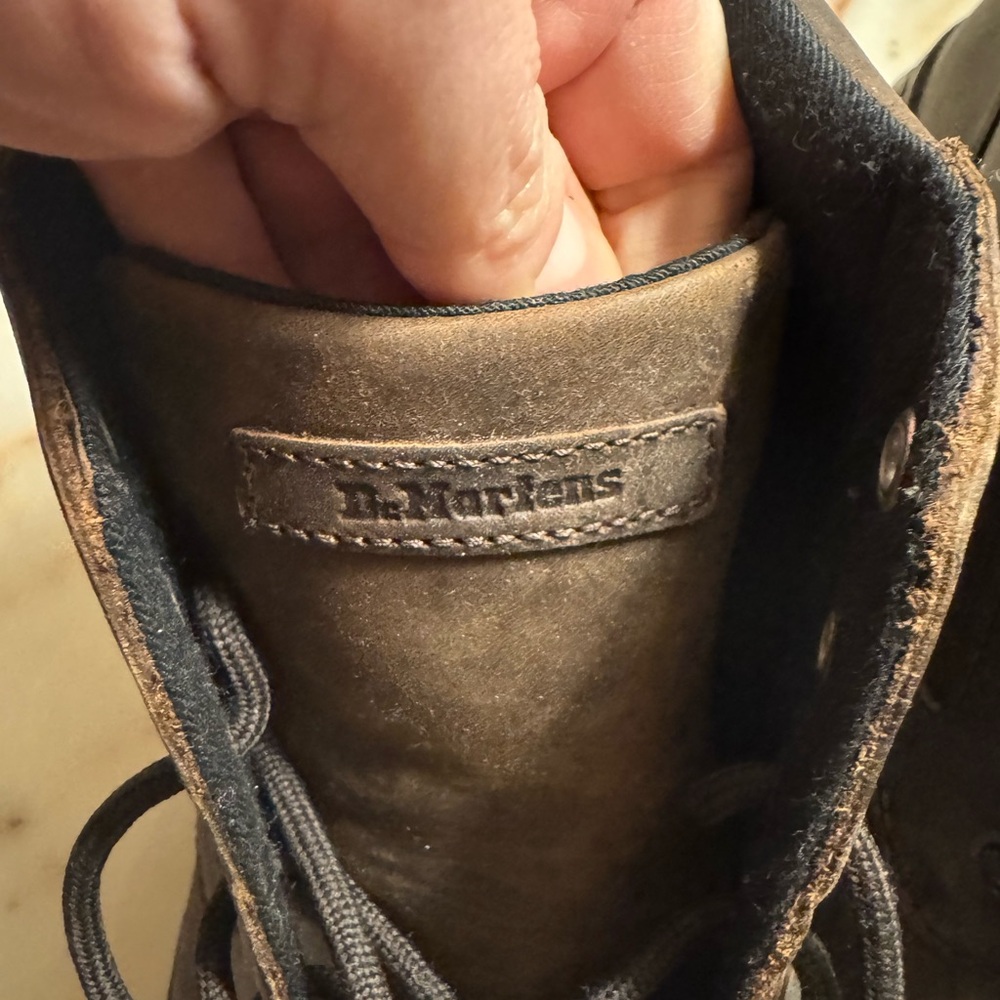🆕 Men’s Dr. Martens Brown Leather Boots - Size 13 - Picture 3 of 8